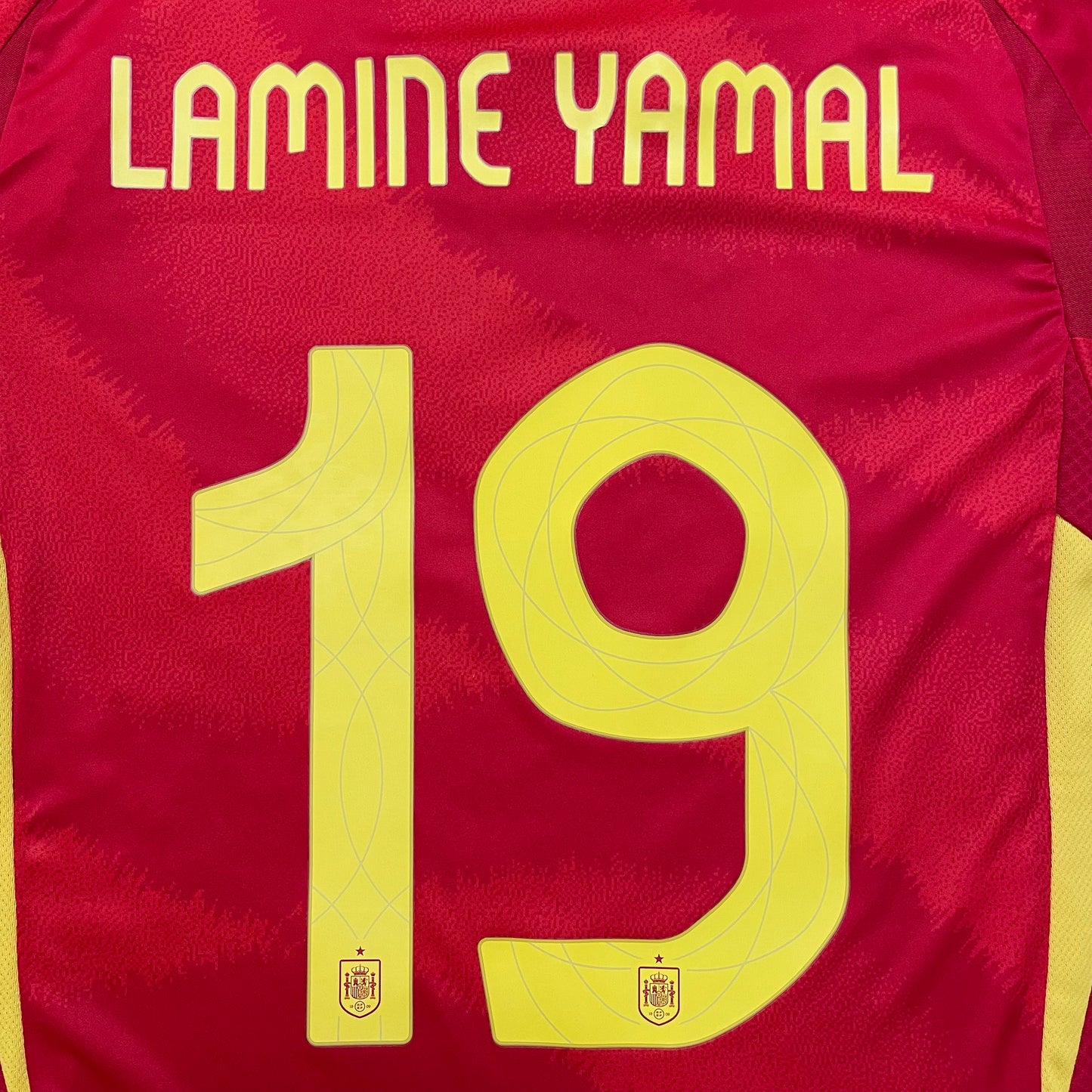 <tc>2024 Eurocopa España camiseta local #19 Lamine Yamal (M, XL)</tc>