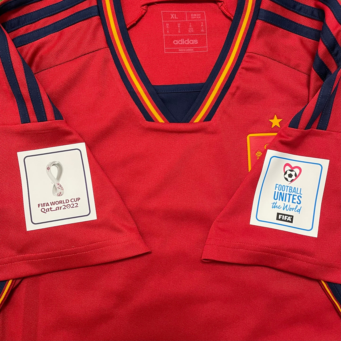 <tc>2022 Mundial España camiseta local (XL)</tc>