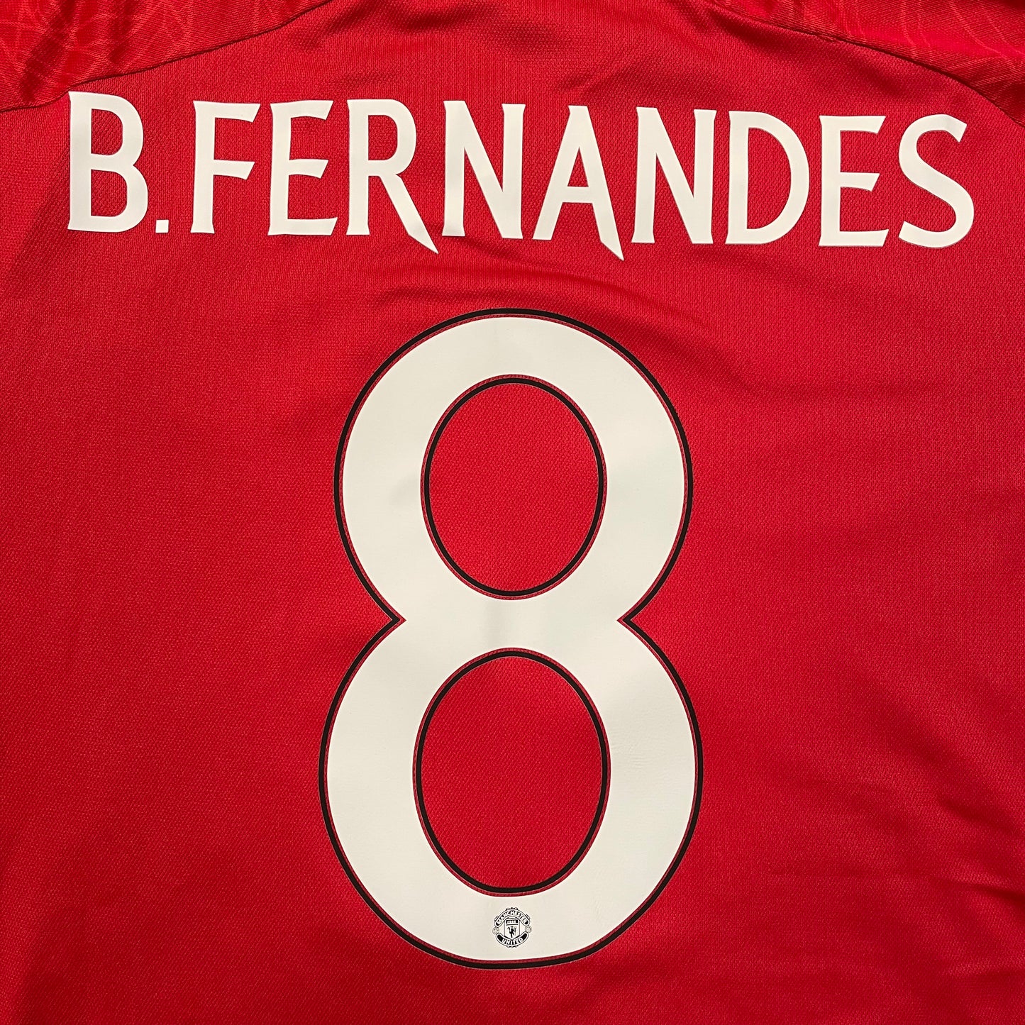 2023-2024 Manchester United FC home shirt #8 B. Fernandes (M, L)