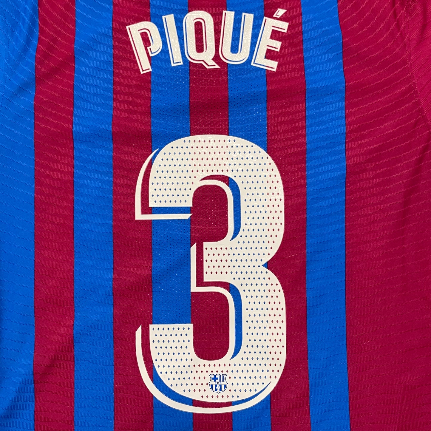 2021-2022 FC Barcelona Player Issue home shirt #3 Piqué (L)